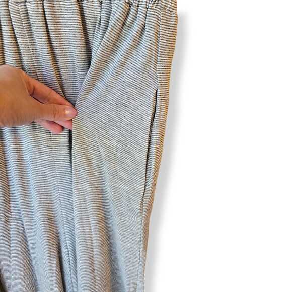 By Together Women's Deep V Jumpsuit Size M Loose Fit Wide Legs Summer So Comfy - Picture 6 of 10